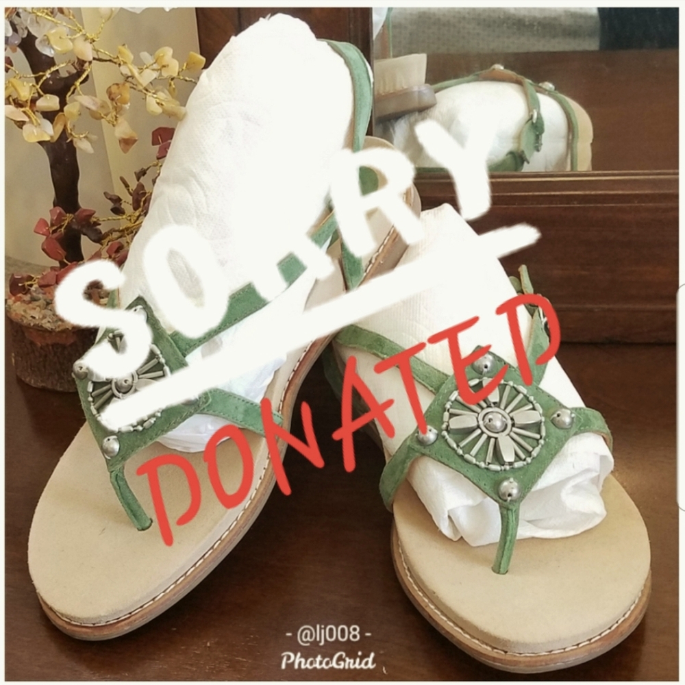 DONATED ▪ Earthies ▪ Thong Sandals